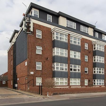 Open Mind Property - Southsea With Free Parking Portsmouth Exterior photo